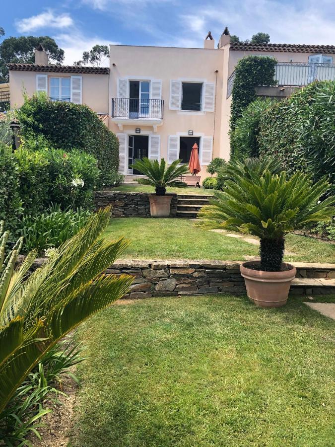 Charmantes Haus Im Golf Club Tropez